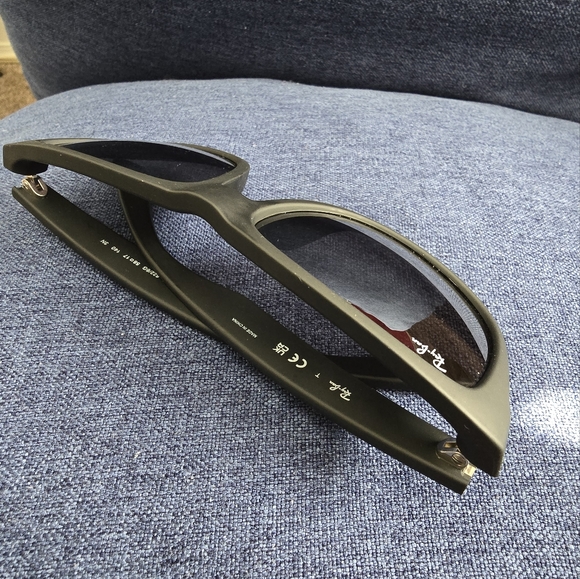 Ray -Ban sunglasses - Picture 3 of 6